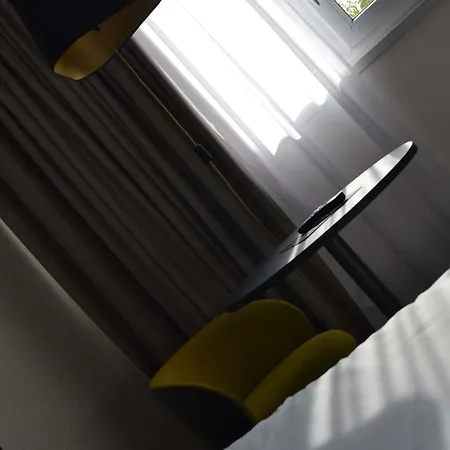 Ibis Chambery-3