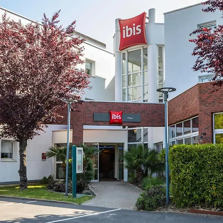 Ibis Massy-2
