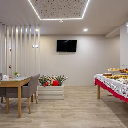 Rua Grande Hotel-2