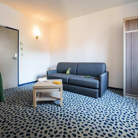 ibis Styles Marseille Plan de Campagne-2