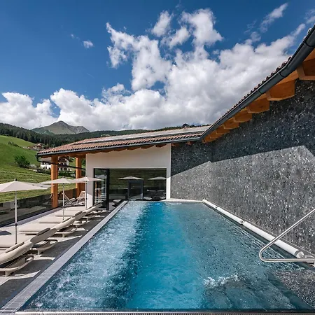 Hotel Edelweiss-2