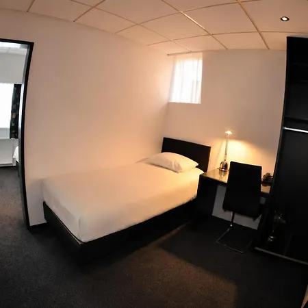 Budget Hotel Le Beau Rivage-3