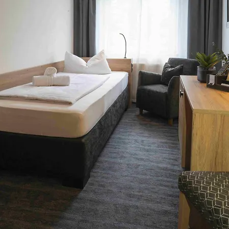 Hotel Zum Steinhof-3