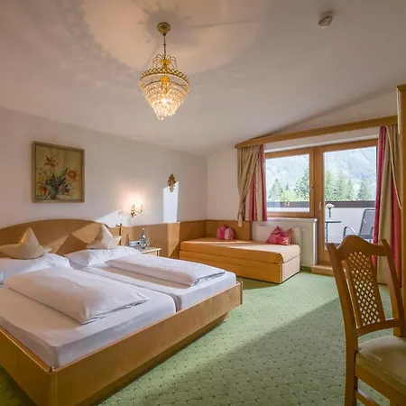 Hotel Pension*** Wiesenhof-3