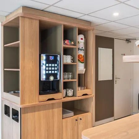 Premiere Classe Lille Nord - Tourcoing-2