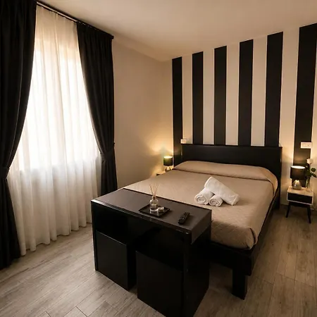 Hotel Butterfly-2