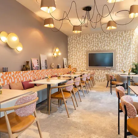 Mercure Tours Nord-3