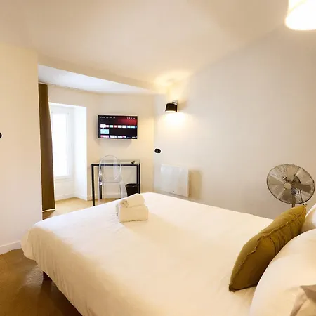 Hôtel Henri IV-3