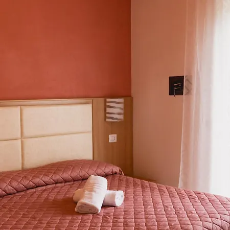 Hotel Ambassador-2
