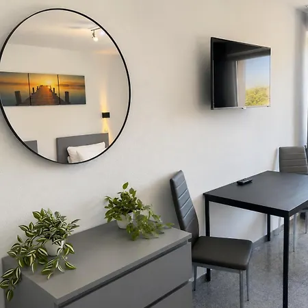 Lipp Apartments-3