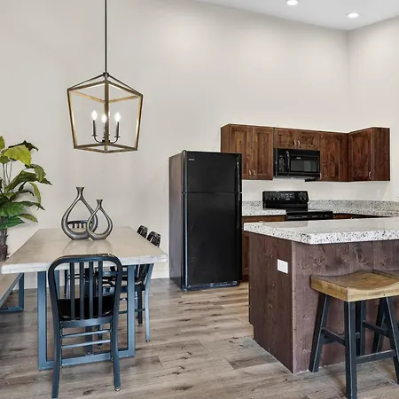 Moab Redcliff Condos-3