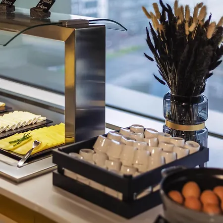ibis Styles Arnhem Centre-3