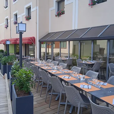 Kyriad Hotel Nevers Centre-2