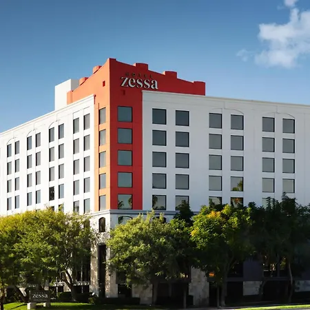 Hotel Zessa Orange County Airport, A Doubletree By Hilton-3