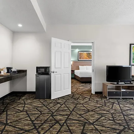 Quality Inn Lake City-3