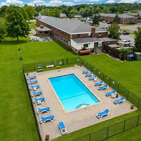 Lakeside Inn-2