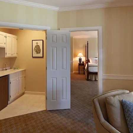Cape Arundel Inn And Resort-2