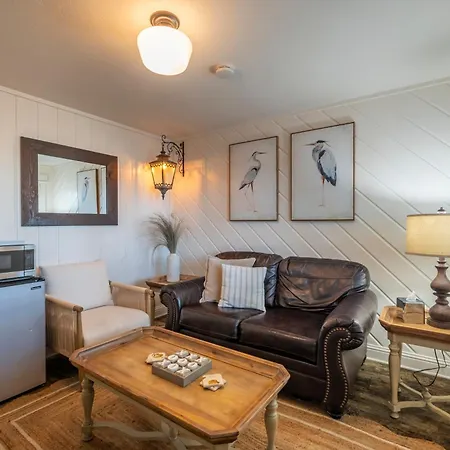 Bandon Marina Inn-3