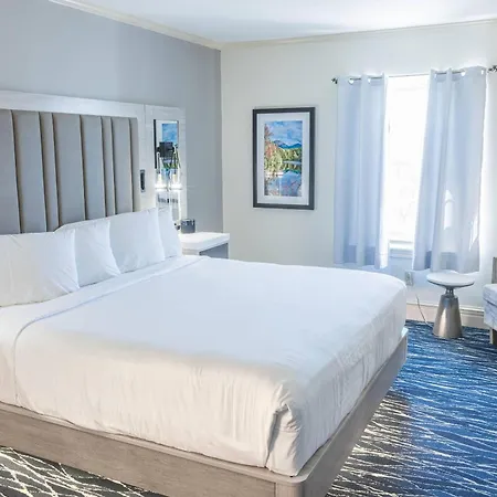 Inn On The Square, An Ascend Collection Hotel-3