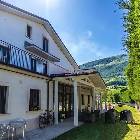 River Hotel-2