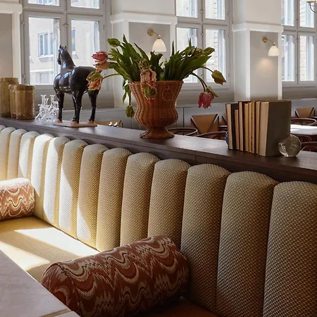 Hypernym Hotel & Suites-3