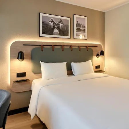Campanile PRIME - Paris - Porte de Bagnolet-2