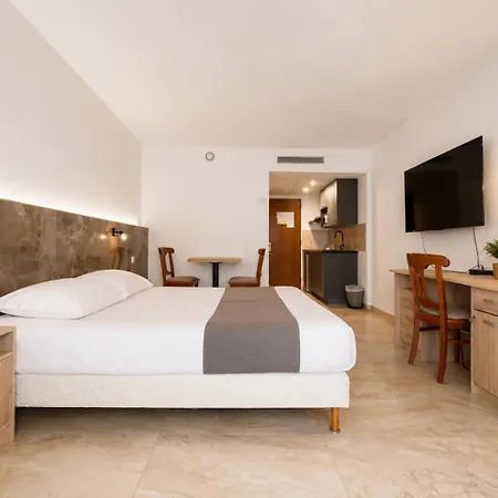 Hôtel Ariane-3