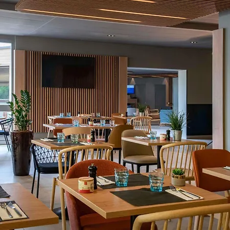 Novotel Antibes Sophia Antipolis-3
