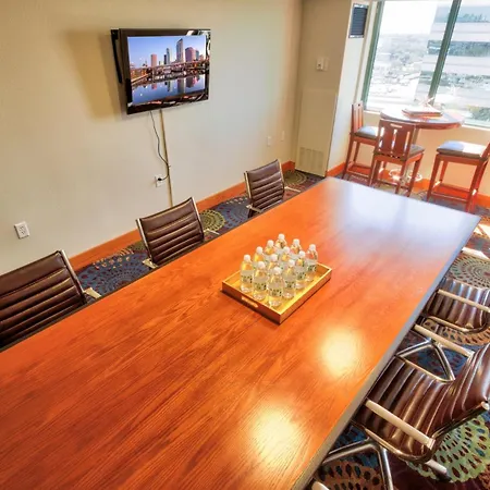 Holiday Inn Tampa Westshore - Airport Area By Ihg-3