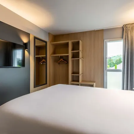 ibis Issoire-3