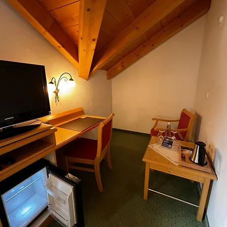 Hotel Schatten-2