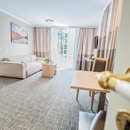 Hotel Waldhalle-2