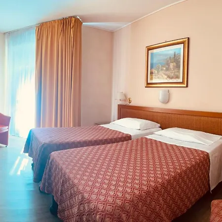 Hotel Petrarca Terme-3