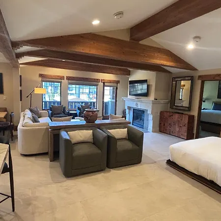 The Chateaux Deer Valley-2