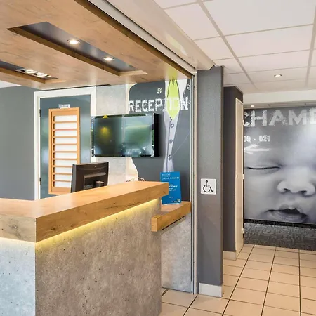 ibis budget Senlis-3