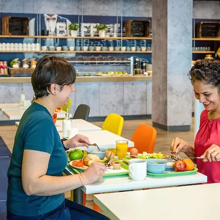 Ibis Budget Berlin Kurfuerstendamm-3