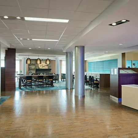Fairfield Inn & Suites By Marriott Easton-3