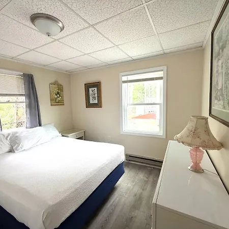 Crosswinds Motel-3
