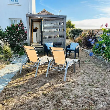 La Cabine côté mer et côté jardin à la VILLA PLEIN VENT-3