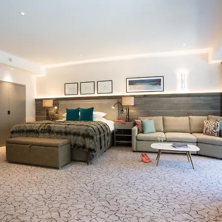 Lodore Falls Hotel & Spa-2