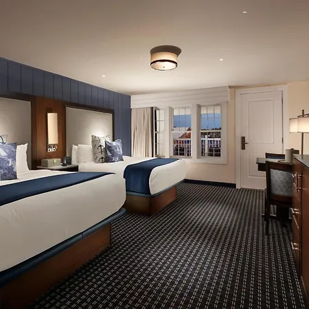 Hyannis Harbor Hotel (Adults Only)-3