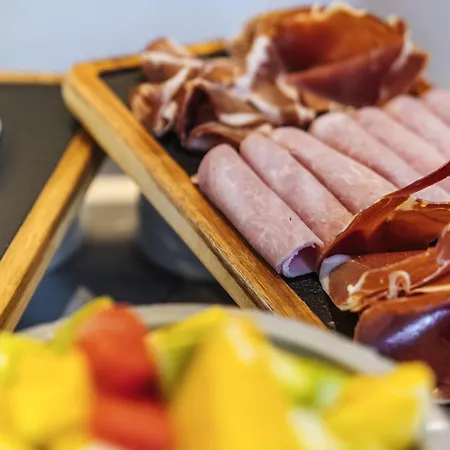 Ibis Styles Antibes-3