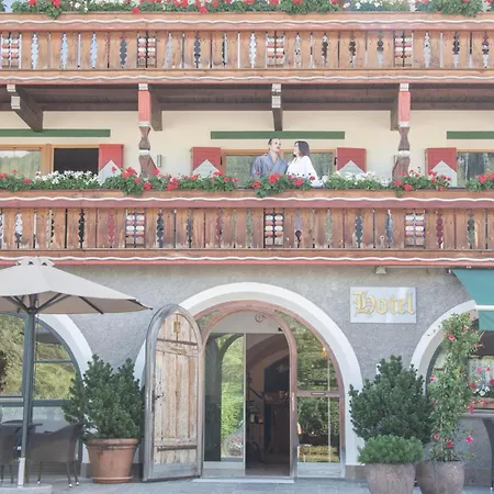 Hotel Edelweiss-2
