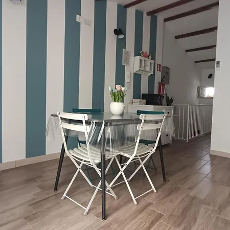 Dafni E Naide Apartment-2