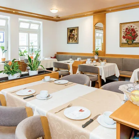 Hotel Garni Brugger-3