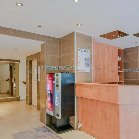 Hotel Mondial Comfort - Frankfurt City Centre-3