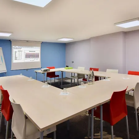 Ibis Brest Kergaradec-3