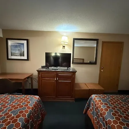 America'S Best Inn & Suites Eureka-2
