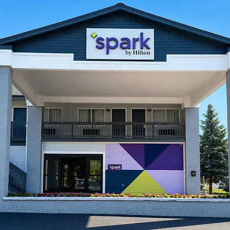 Spark By Hilton Lake George Outlets-2