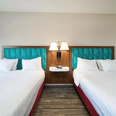 Hampton Inn & Suites Salinas-2